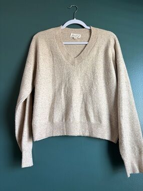 Madewell Soft Beige V-Neck Knit Sweater